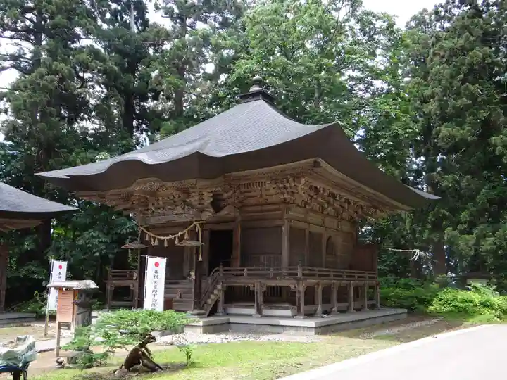 出羽神社(出羽三山神社)~三神合祭殿~(山形県)