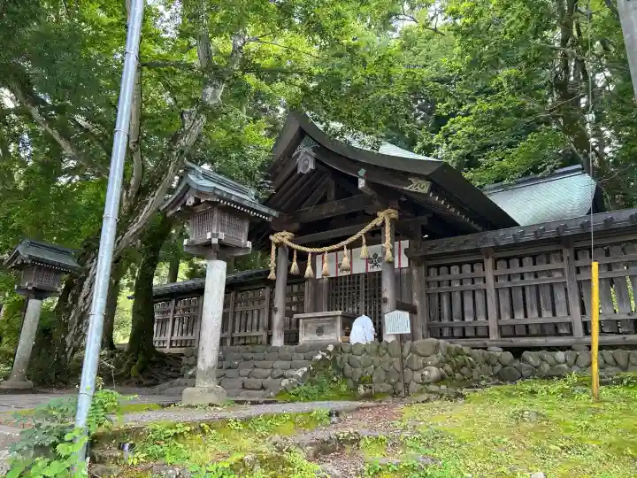 諏訪大社上社前宮(長野県)