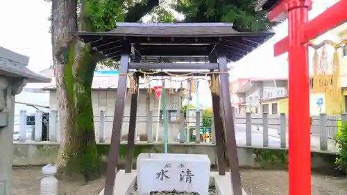 八剣社の手水舎