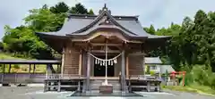 葉山神社の本殿