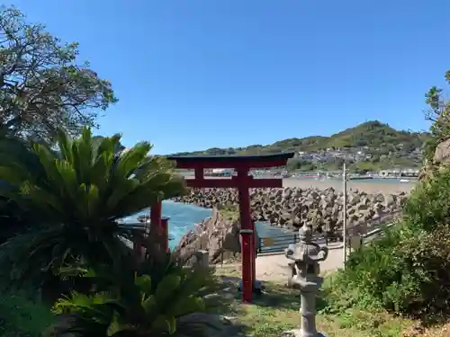 嚴嶋神社の鳥居