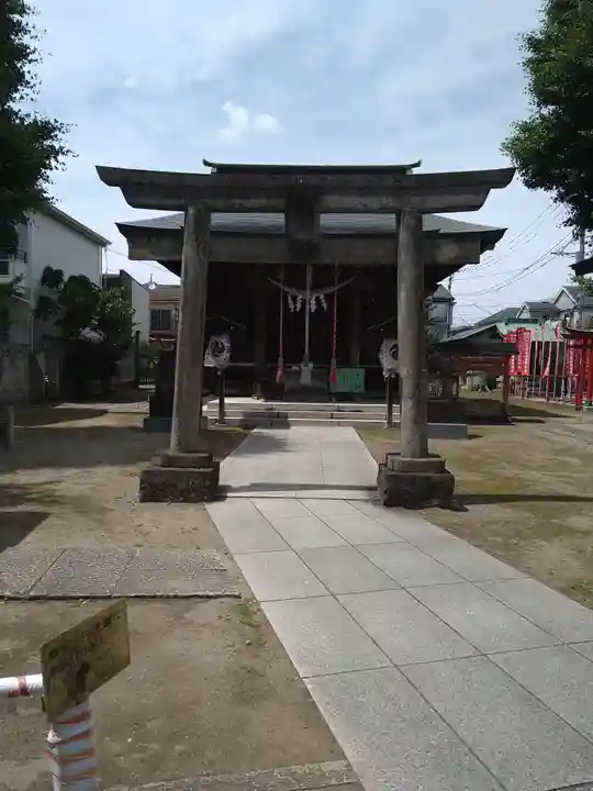 白山神社の鳥居
