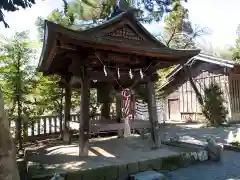 比々多神社の建物その他