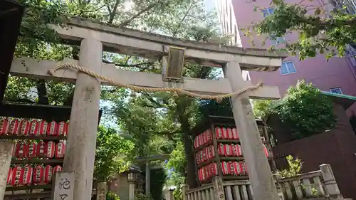 池尻稲荷神社の鳥居