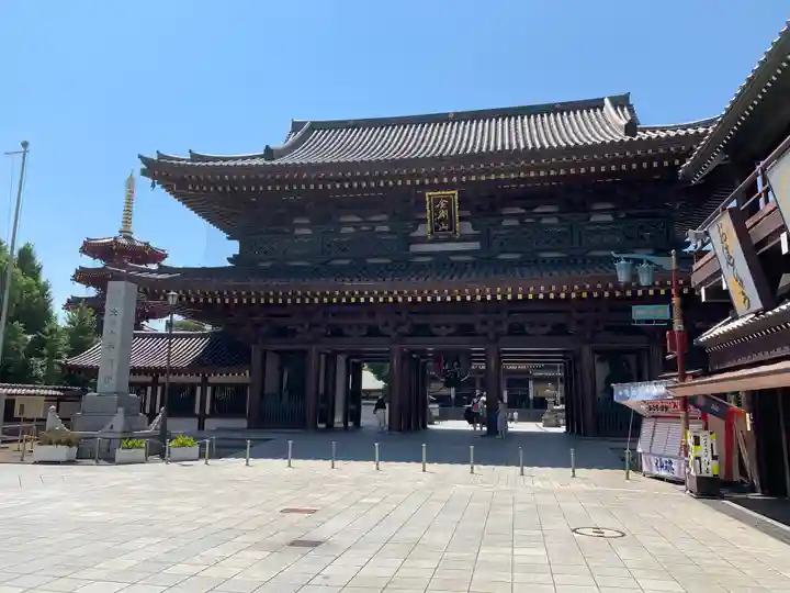 川崎大師(平間寺)の山門・神門