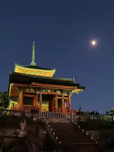 清水寺の山門