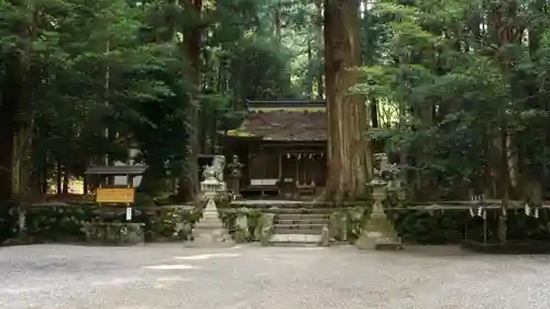 室生龍穴神社の本殿・本堂