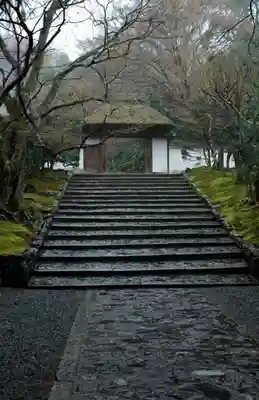 安楽寺の山門・神門