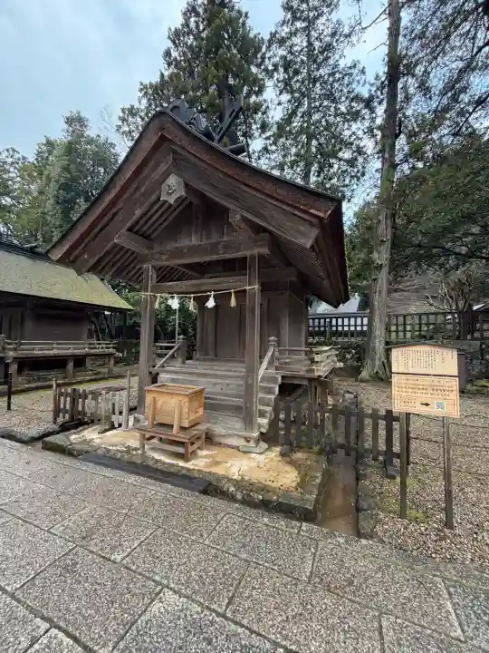 出雲大社の{uncategorized: "未分類", other: "その他", undefined: "問題あり", building: "その他建物", grave: "お墓", sacred_gate: "鳥居", guardian: "狛犬", statue: "像", buddha: "仏像", history: "歴史", nature: "自然", garden: "庭園", animal: "動物", pagoda: "塔", temizu: "手水舎", mountain_gate: "山門・神門", sanctuary: "本殿・本堂", subordinate: "末社・摂社", art: "芸術", scenery: "景色", jizo: "地蔵", ema: "絵馬", goshuin: "御朱印", omikuji: "おみくじ", items: "授与品その他", amulet: "お守り", goshuincho: "御朱印帳", eats: "食事", festival: "お祭り", votive_dance: "神楽", shichigosan: "七五三参", wedding: "結婚式", experience: "体験その他", initially: "初詣", around: "周辺", anti_infection: "感染症対策"}