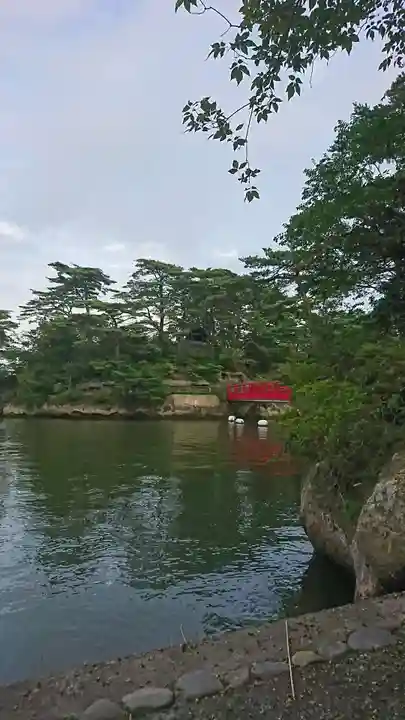 御嶋真珠稲荷大明神(宮城県)