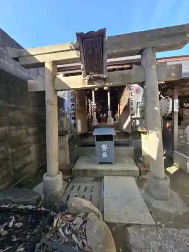 上の天神 生根神社の{uncategorized: "未分類", other: "その他", undefined: "問題あり", building: "その他建物", grave: "お墓", sacred_gate: "鳥居", guardian: "狛犬", statue: "像", buddha: "仏像", history: "歴史", nature: "自然", garden: "庭園", animal: "動物", pagoda: "塔", temizu: "手水舎", mountain_gate: "山門・神門", sanctuary: "本殿・本堂", subordinate: "末社・摂社", art: "芸術", scenery: "景色", jizo: "地蔵", ema: "絵馬", goshuin: "御朱印", omikuji: "おみくじ", items: "授与品その他", amulet: "お守り", goshuincho: "御朱印帳", eats: "食事", festival: "お祭り", votive_dance: "神楽", shichigosan: "七五三参", wedding: "結婚式", experience: "体験その他", initially: "初詣", around: "周辺", anti_infection: "感染症対策"}