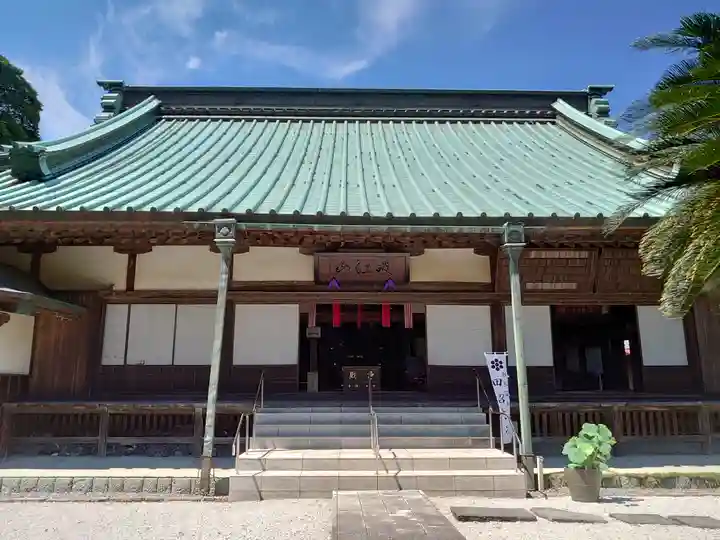 平田寺の本殿・本堂