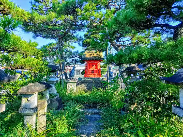 伏見稲荷大明神の本殿・本堂