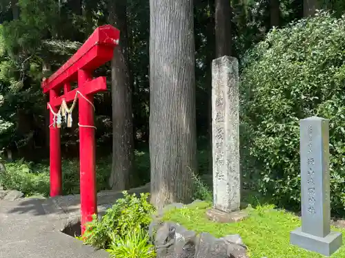 須山浅間神社の鳥居