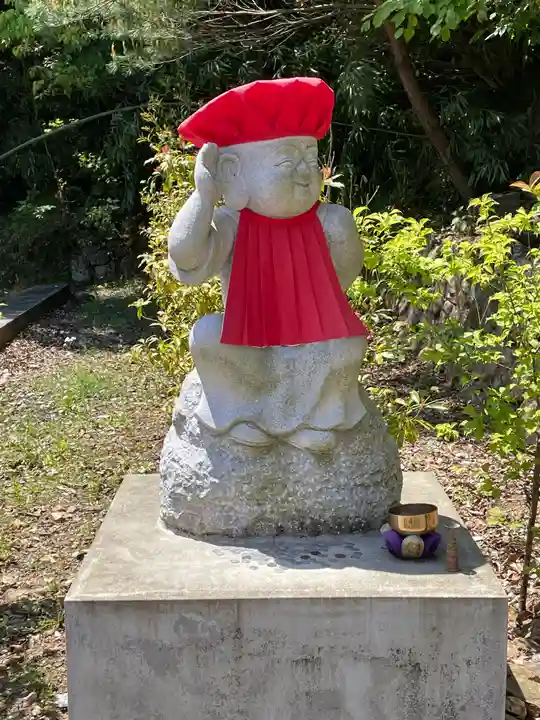岩戸弘法弘峰寺の地蔵