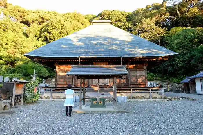 應賀寺の本殿