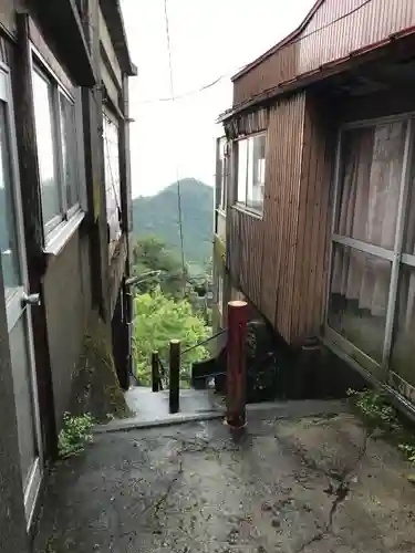 尺間神社の建物その他