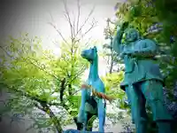 八剱神社(更屋敷)の像