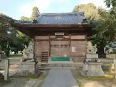 謁播神社の本殿