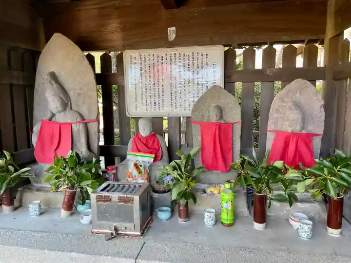 蓮華寺稲荷大明神(静岡県)