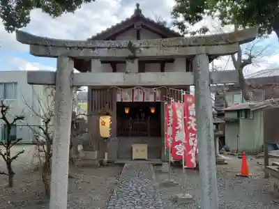 呉服神社の末社・摂社