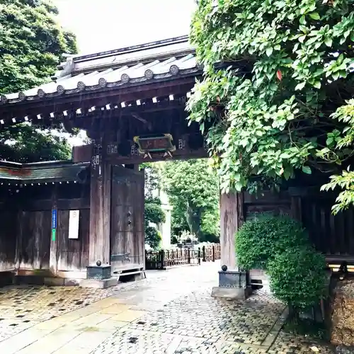 長喜院の山門