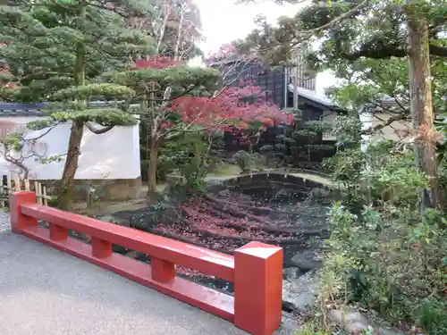 猿田彦神社の庭園