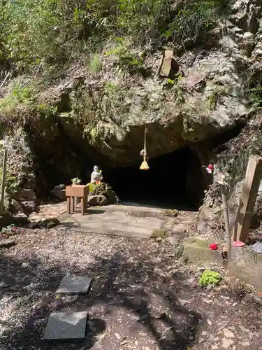 窟神社のその他建物