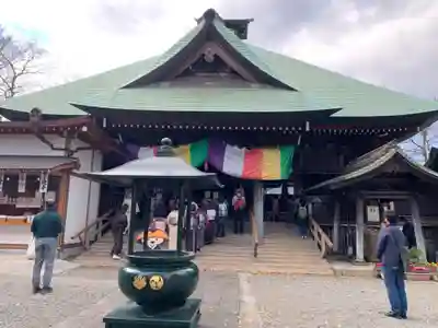 弘明寺の本殿・本堂