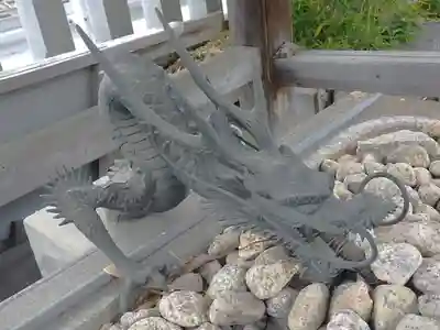 鼻川神社の手水舎