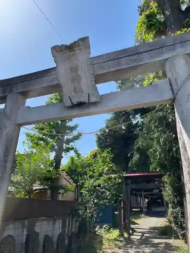 諏訪神社の鳥居