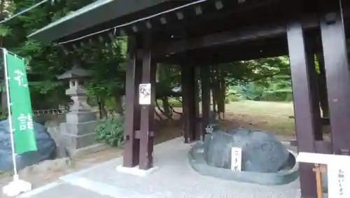 月寒神社の手水