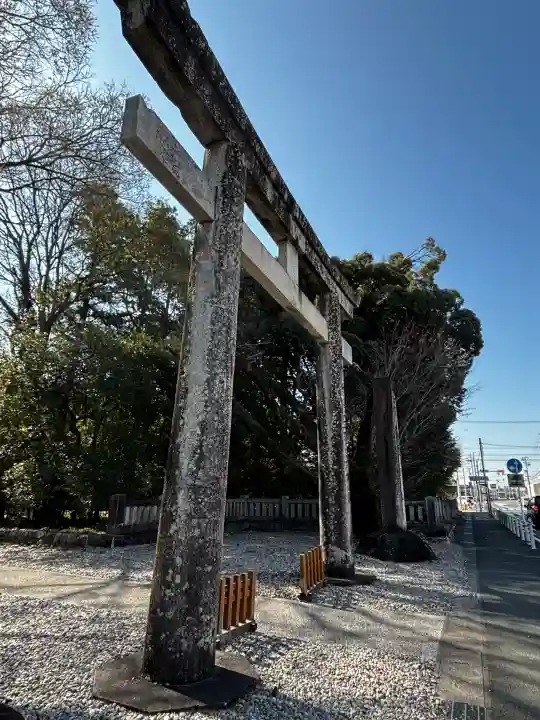 砥鹿神社(里宮)の{uncategorized: "未分類", other: "その他", undefined: "問題あり", building: "その他建物", grave: "お墓", sacred_gate: "鳥居", guardian: "狛犬", statue: "像", buddha: "仏像", history: "歴史", nature: "自然", garden: "庭園", animal: "動物", pagoda: "塔", temizu: "手水舎", mountain_gate: "山門・神門", sanctuary: "本殿・本堂", subordinate: "末社・摂社", art: "芸術", scenery: "景色", jizo: "地蔵", ema: "絵馬", goshuin: "御朱印", omikuji: "おみくじ", items: "授与品その他", amulet: "お守り", goshuincho: "御朱印帳", eats: "食事", festival: "お祭り", votive_dance: "神楽", shichigosan: "七五三参", wedding: "結婚式", experience: "体験その他", initially: "初詣", around: "周辺", anti_infection: "感染症対策"}