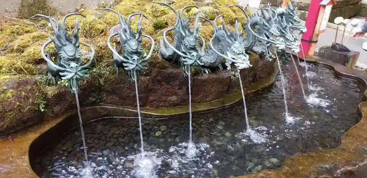 箱根神社の手水舎