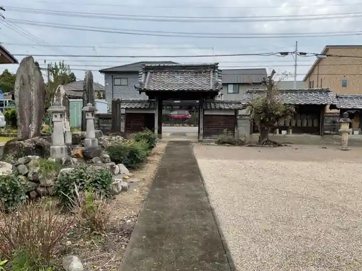 妙智寺の山門・神門