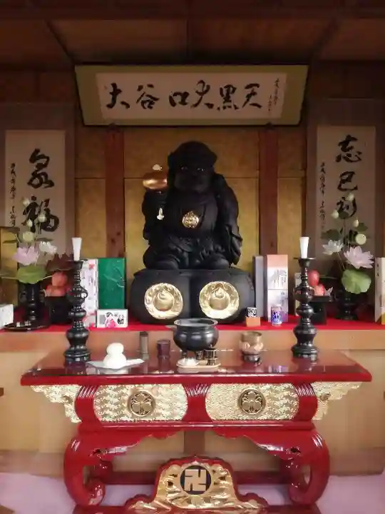 泉福寺の本殿・本堂