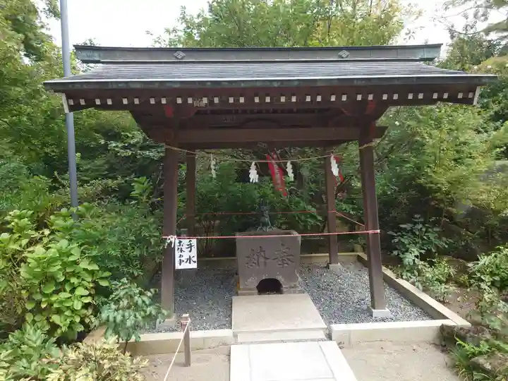 多聞院の手水舎