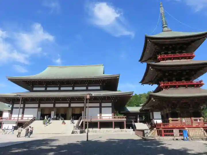 成田山新勝寺の本殿・本堂