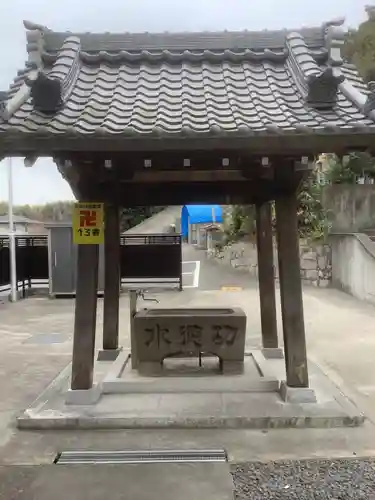 安楽寺の手水舎