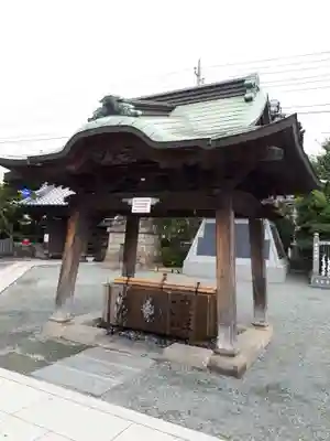 成田山川越別院の手水舎