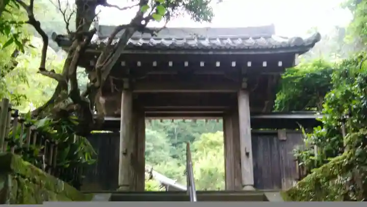 黄梅院(円覚寺塔頭)の山門・神門