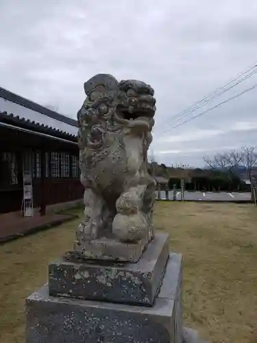 亀岡神社の狛犬