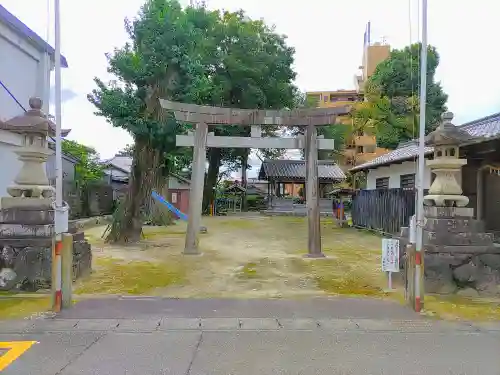 吉野神社の鳥居