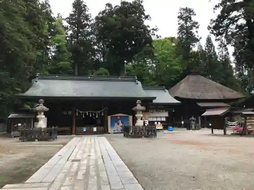 若一王子神社の本殿・本堂