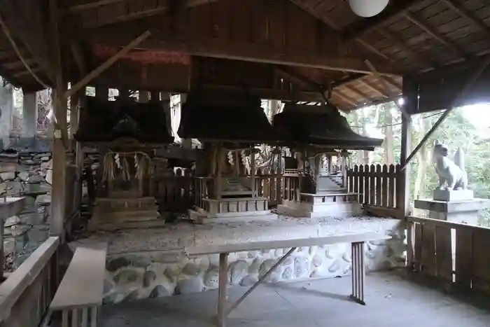 耳成山口神社の建物その他