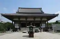 西新井大師総持寺の本殿・本堂