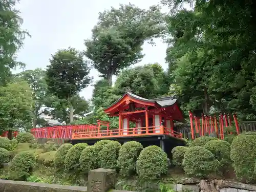 根津神社の末社