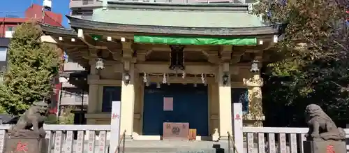白髭神社の本殿・本堂