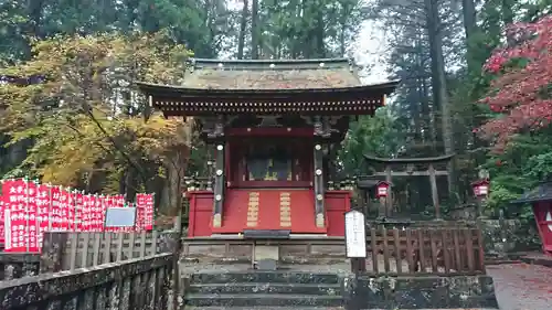 北口本宮冨士浅間神社の末社・摂社