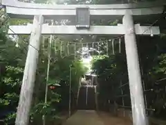 諏訪神社の鳥居